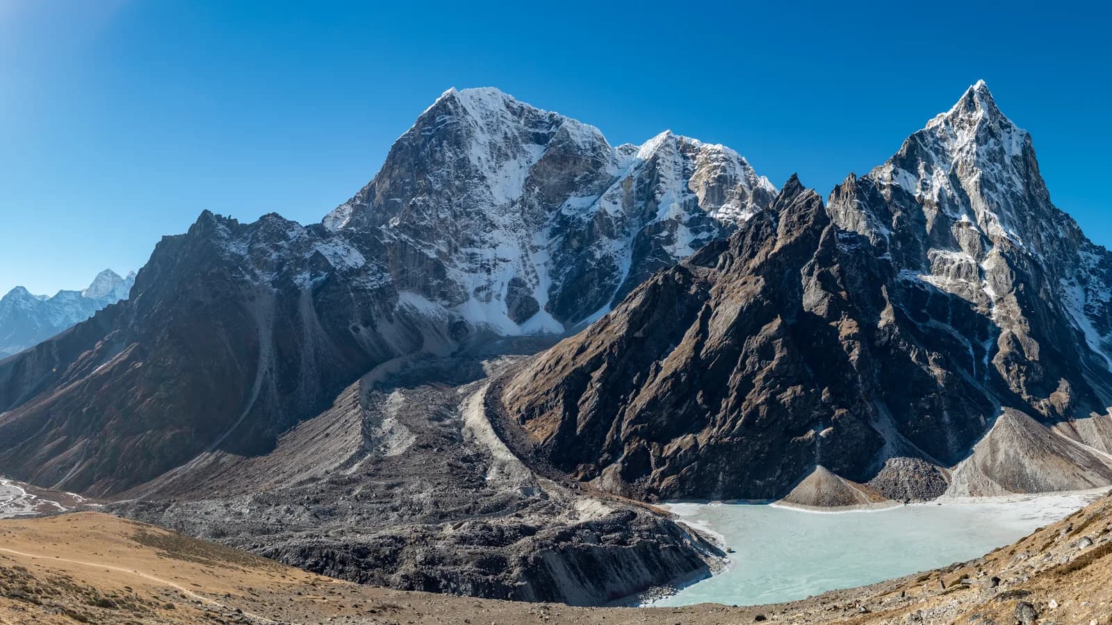 Nepal Flight Connectivity in 2026: Why It Matters for Tour Packages