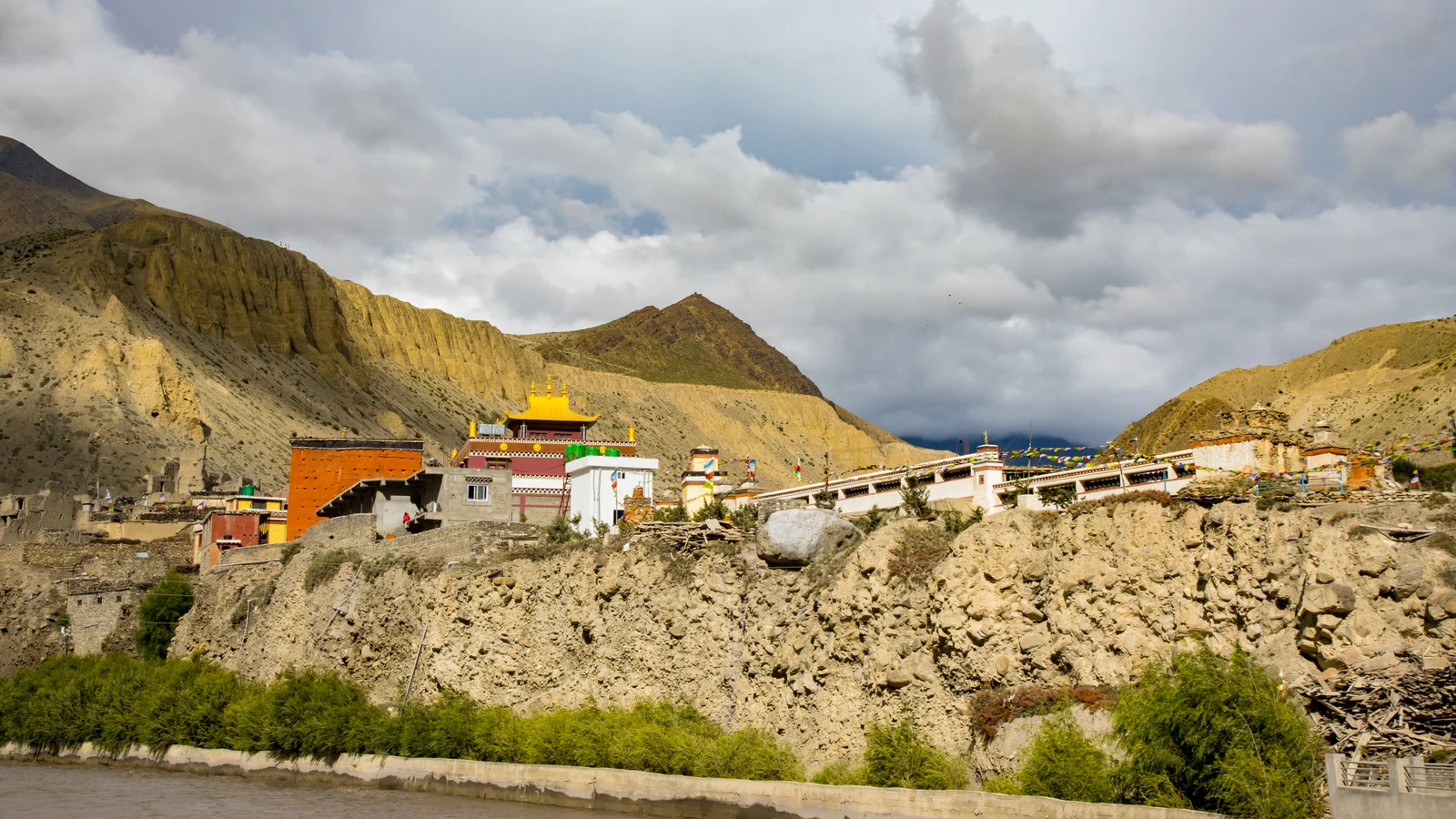 Lower Mustang and Muktinath Tour travel photo