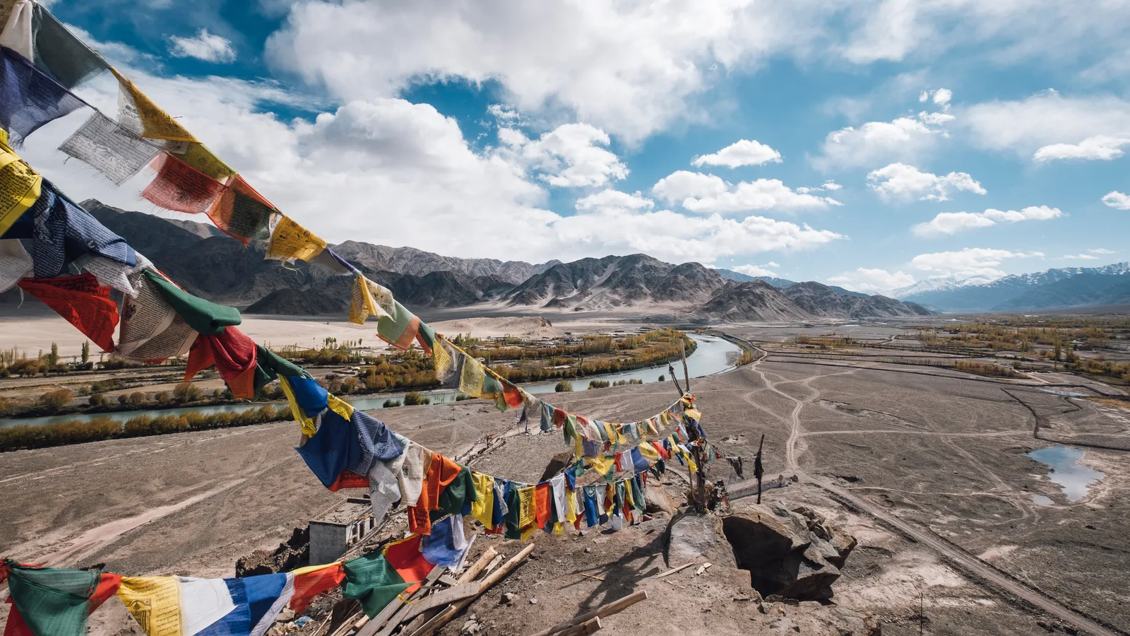 Kailash Mansarovar Yatra Cost Breakdown 2026: Helicopter vs Overland vs Aerial Darshan